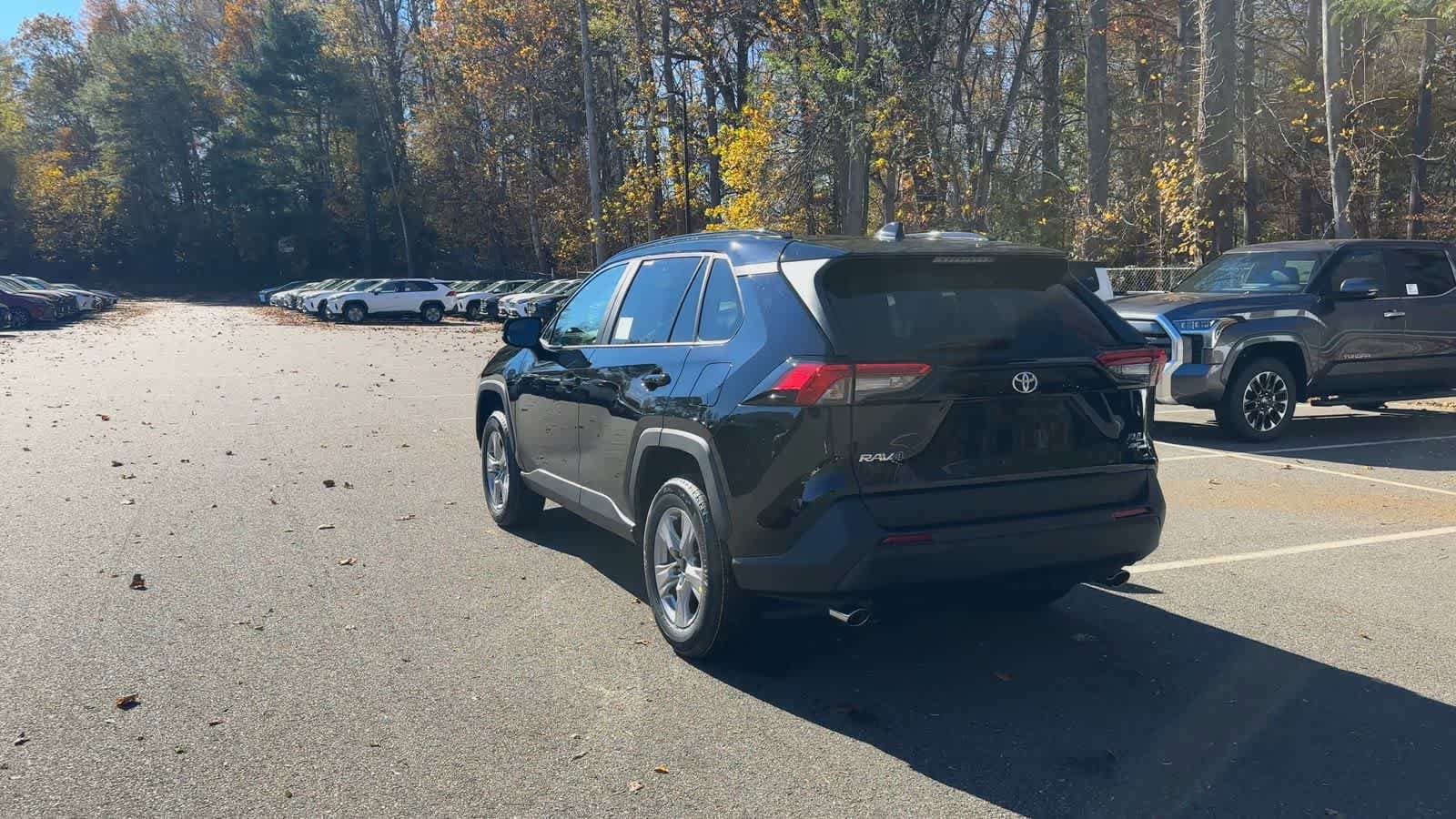 Thumbnail: 2025 Toyota RAV4 - 7