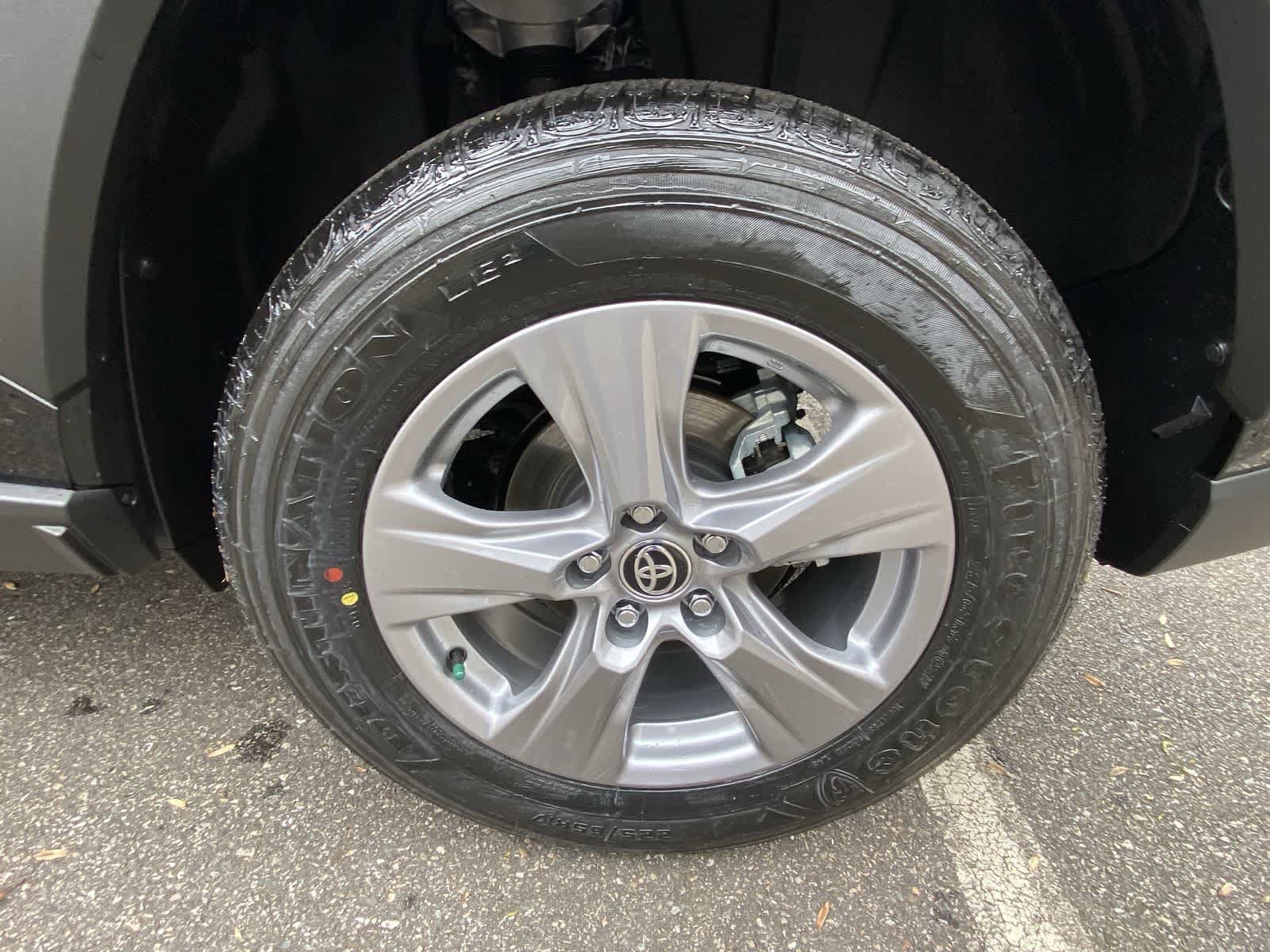 Thumbnail: 2025 Toyota RAV4 - 18