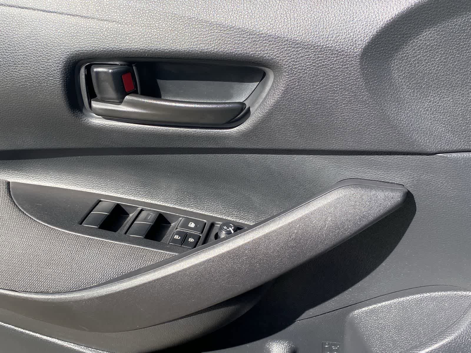 Thumbnail: 2025 Toyota Corolla - 18