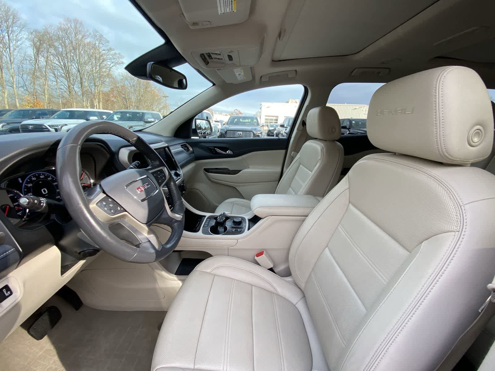 Thumbnail: 2020 GMC Acadia - 24