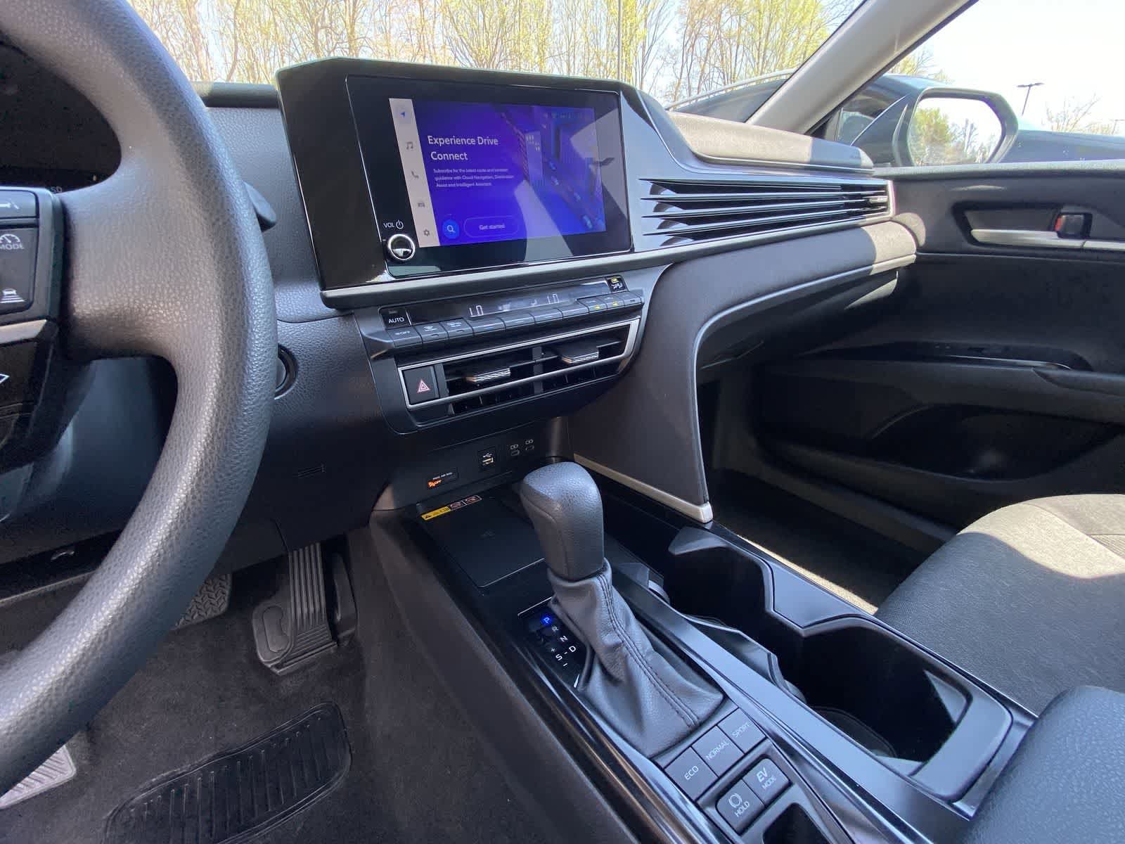 Thumbnail: 2025 Toyota Camry - 23