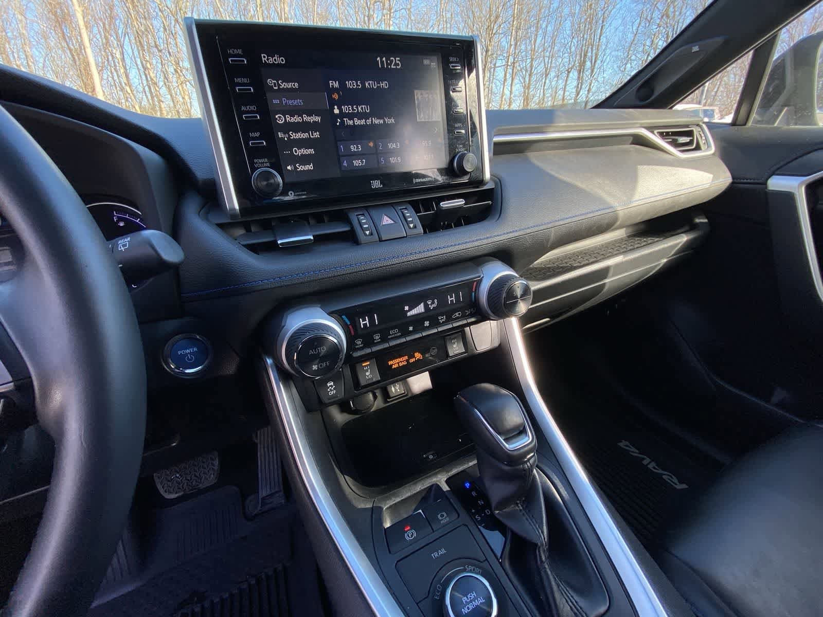 Thumbnail: 2019 Toyota RAV4 - 26