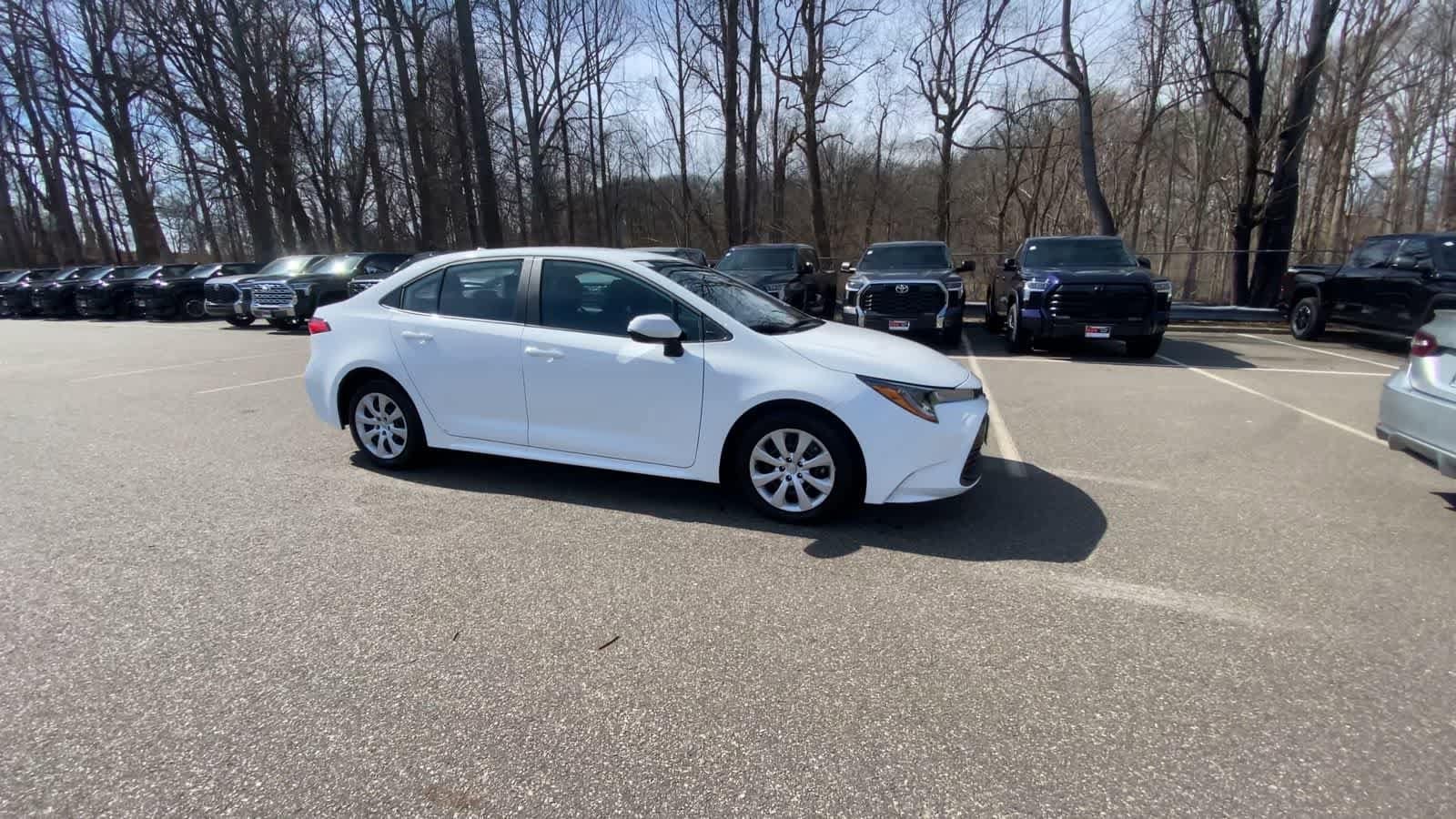 Thumbnail: 2025 Toyota Corolla - 5