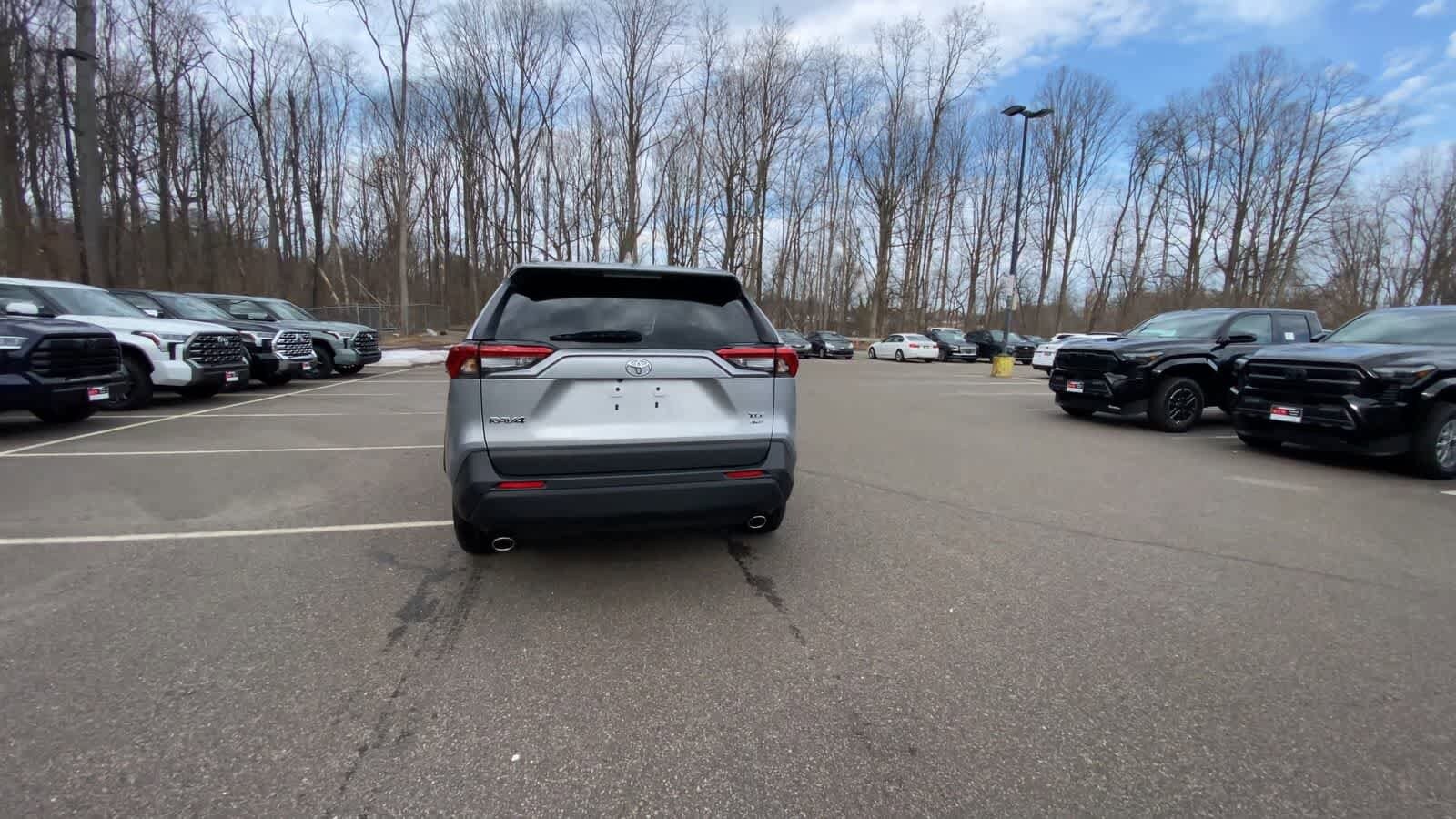 Thumbnail: 2025 Toyota RAV4 - 10