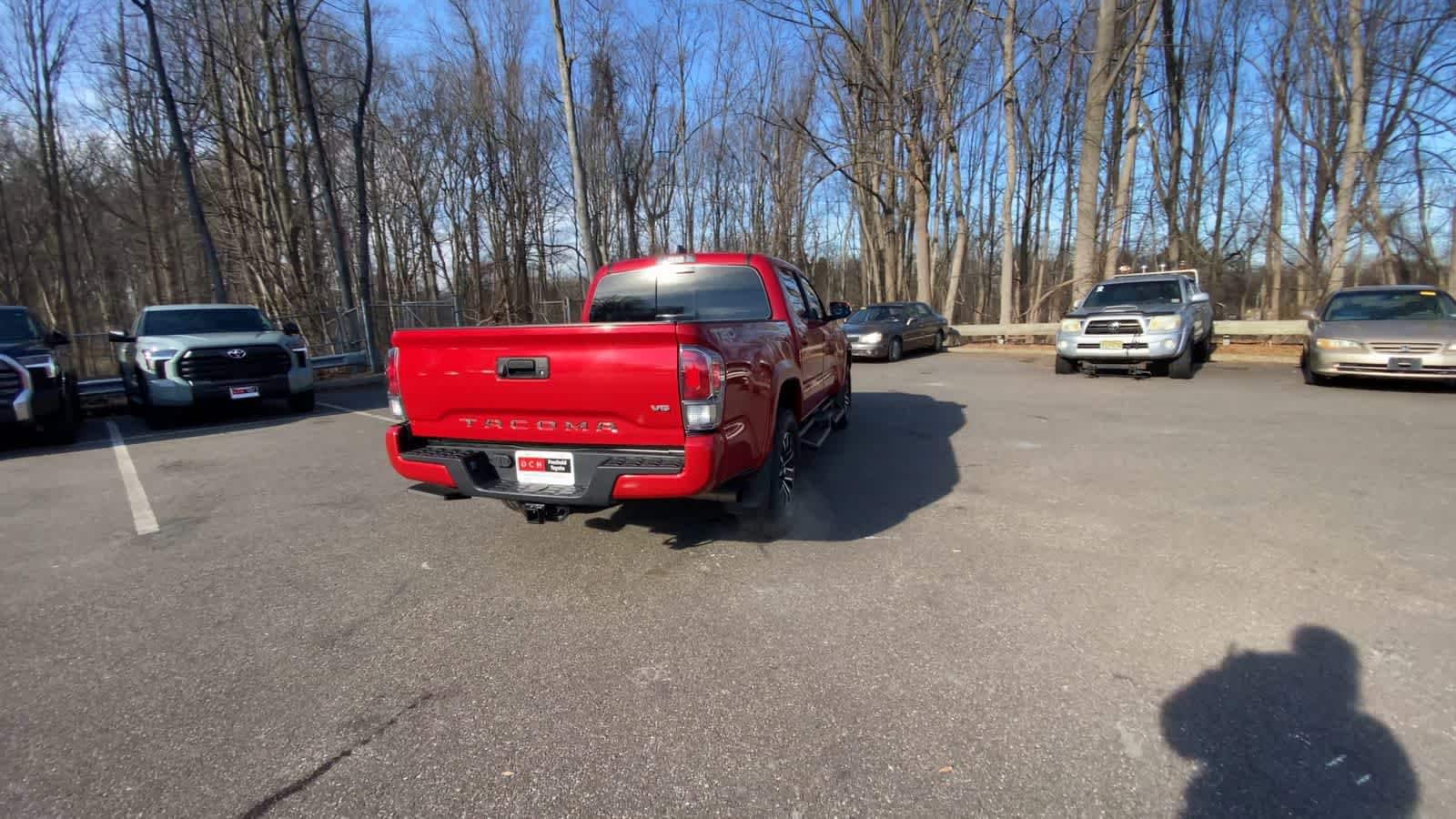 Thumbnail: 2022 Toyota Tacoma - 14