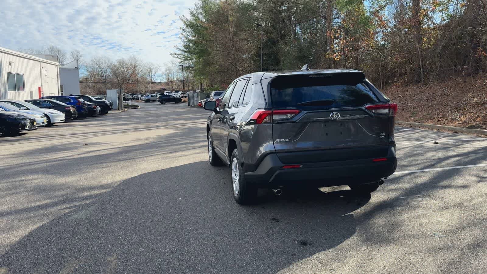 Thumbnail: 2025 Toyota RAV4 - 7