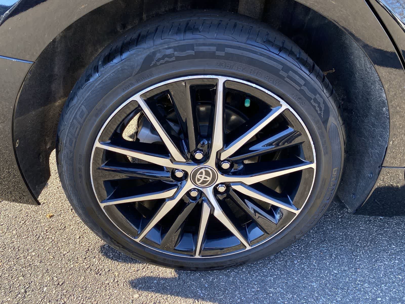 Thumbnail: 2023 Toyota Camry - 19