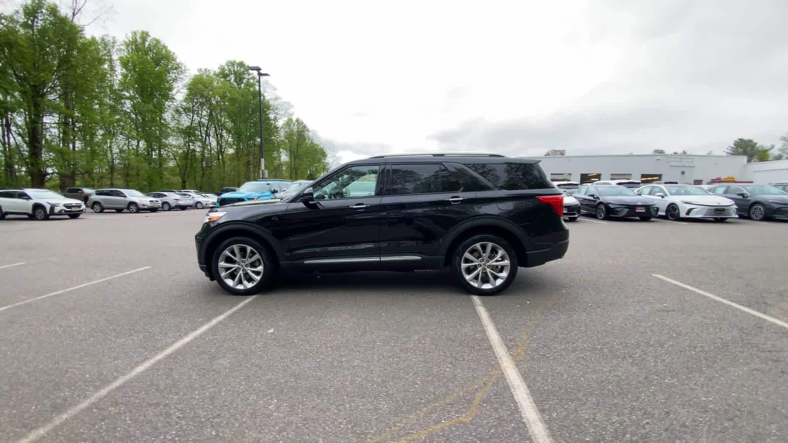 Thumbnail: 2023 Ford Explorer - 5