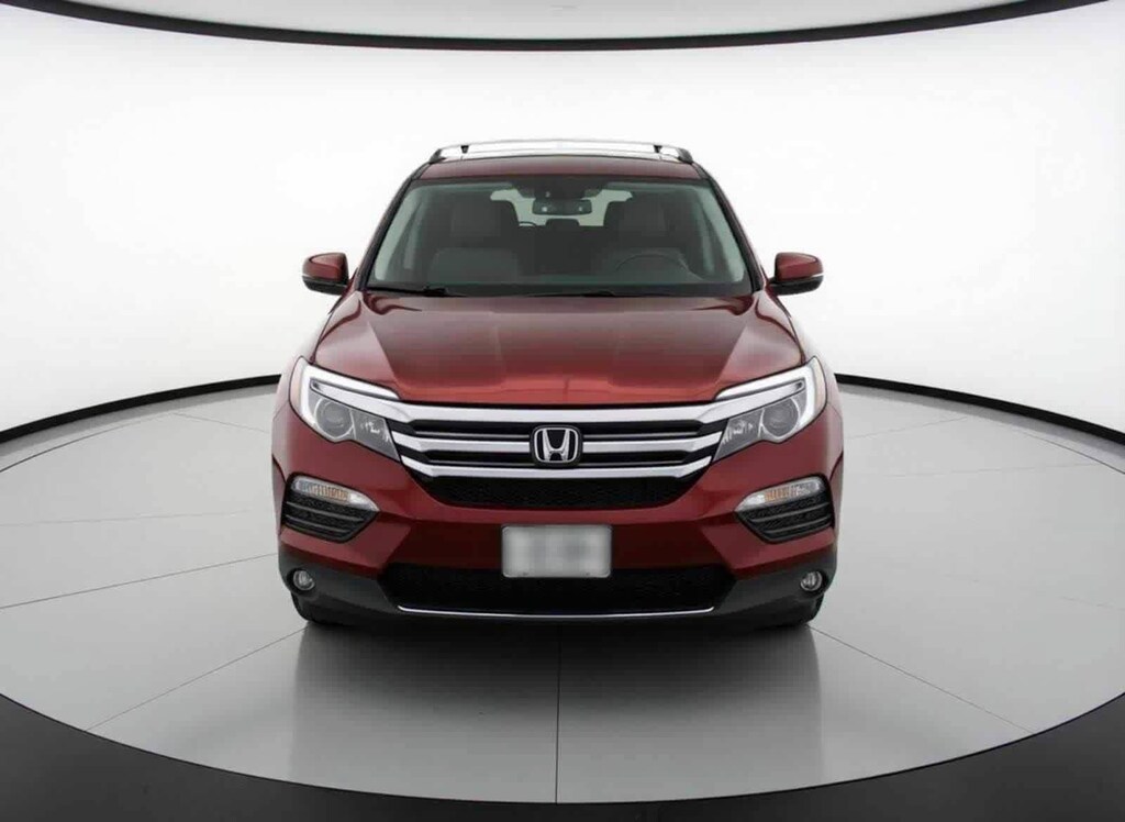 Used 2018 Honda Pilot Touring AWD SUV