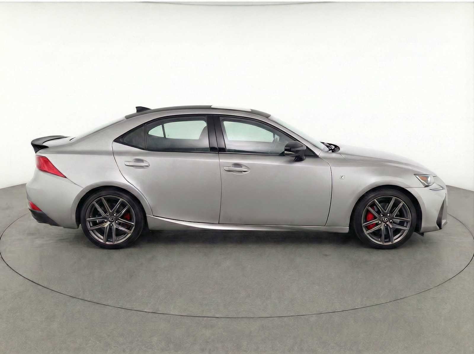 Thumbnail: 2016 Lexus IS - 4