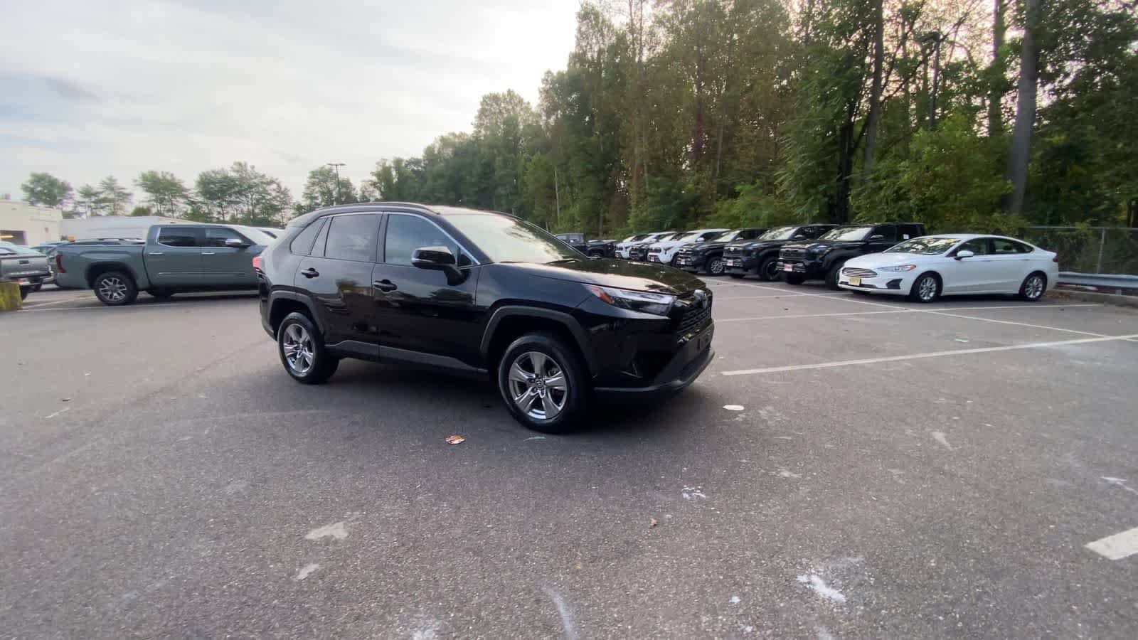 Thumbnail: 2024 Toyota RAV4 - 2