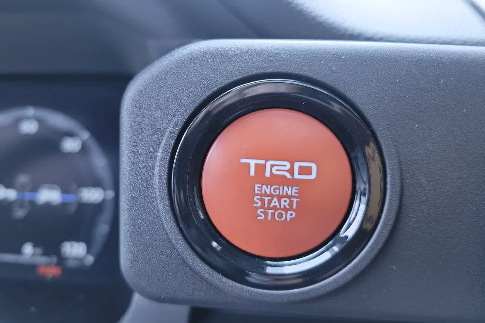 Thumbnail: 2025 Toyota Tacoma - 25