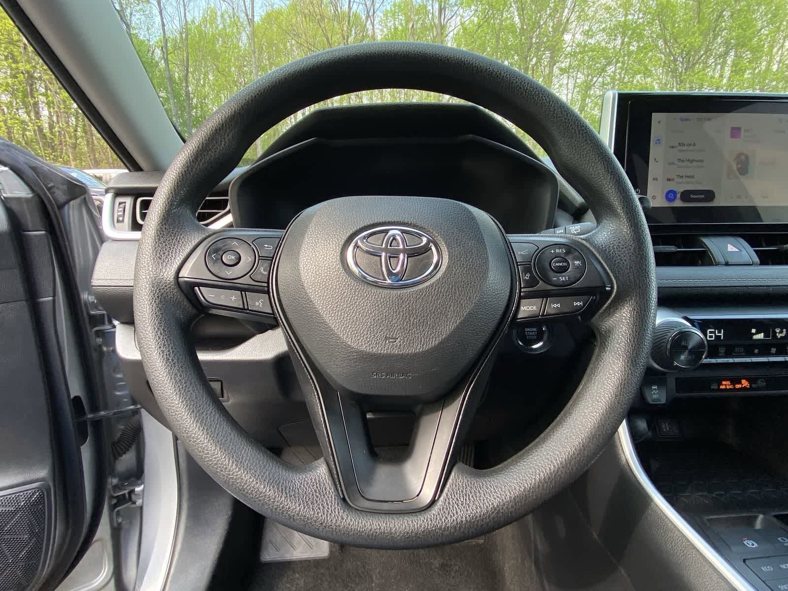 Thumbnail: 2025 Toyota RAV4 - 25