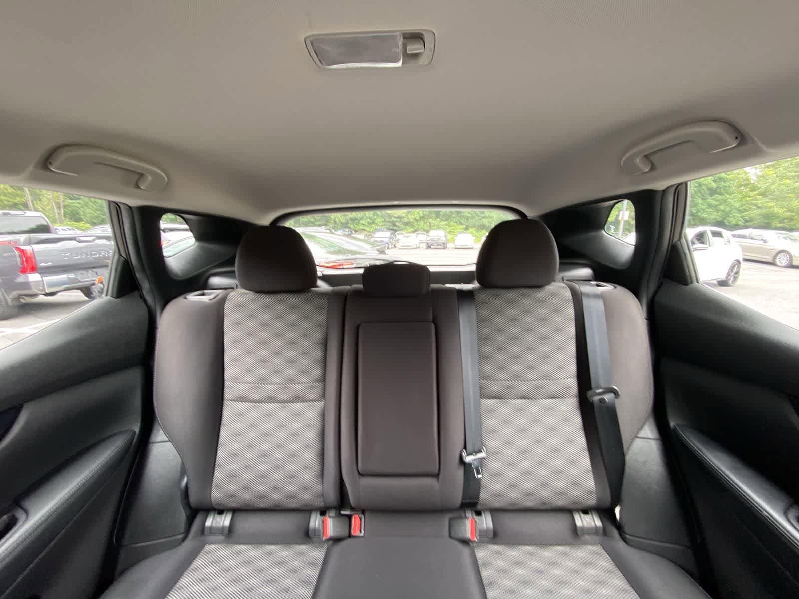 Thumbnail: 2019 Nissan Rogue Sport - 24