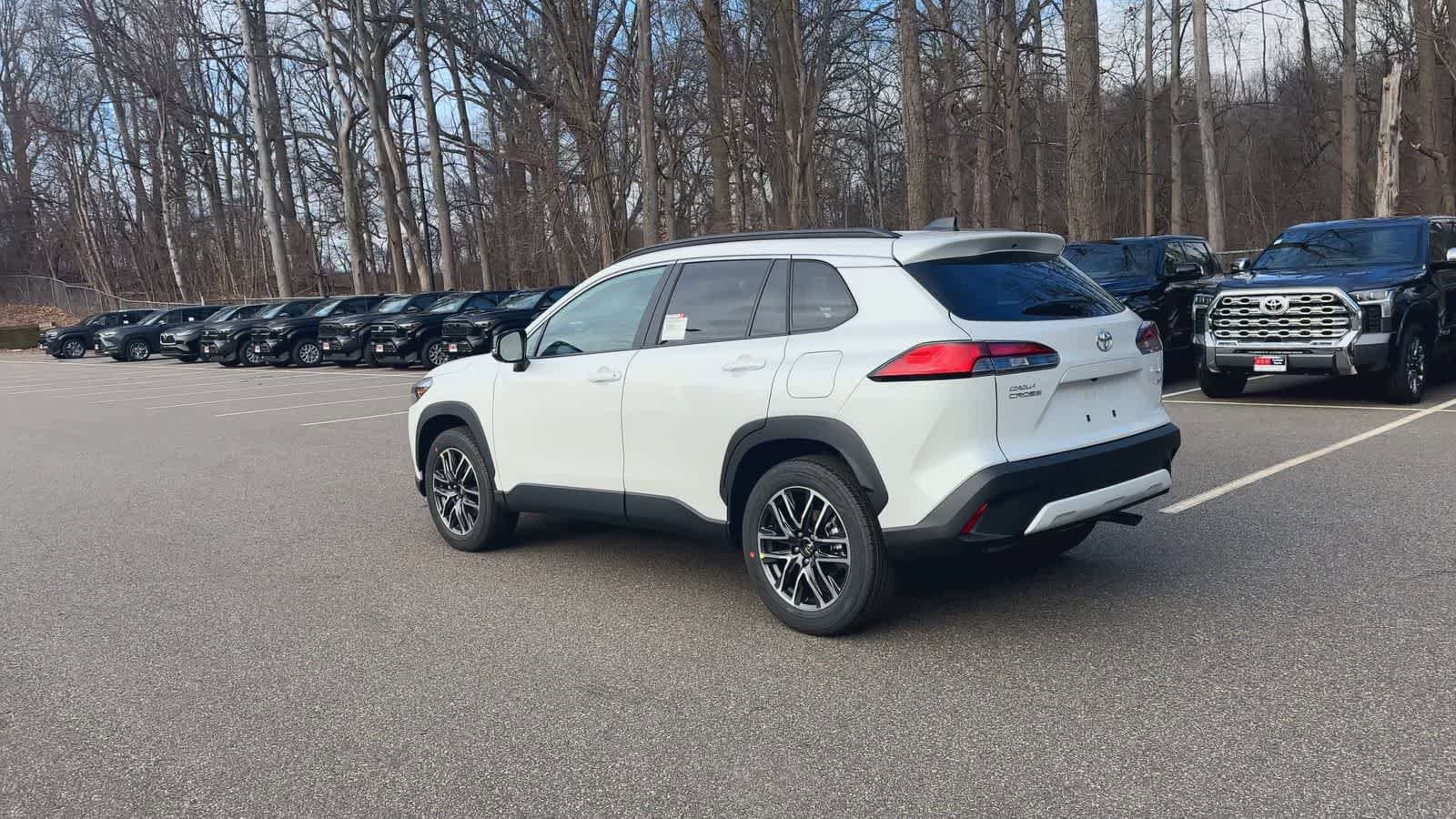 Thumbnail: 2026 Toyota Corolla Cross - 6