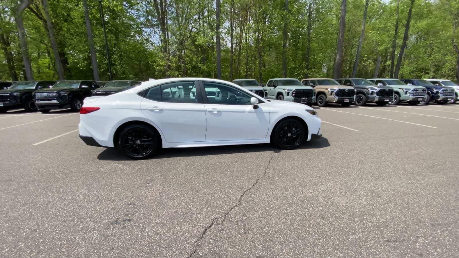 Thumbnail: 2025 Toyota Camry - 12