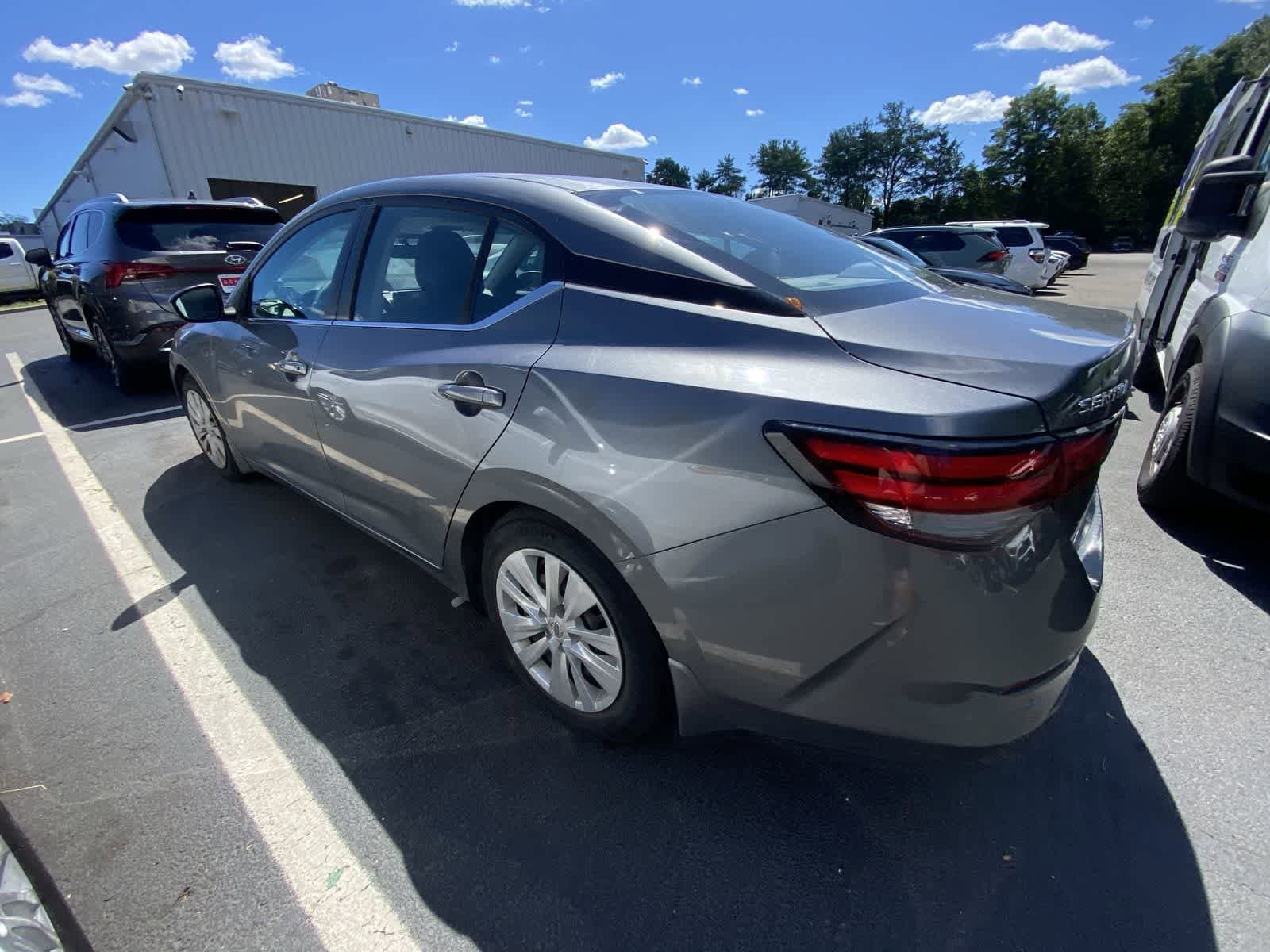 Thumbnail: 2021 Nissan Sentra - 8