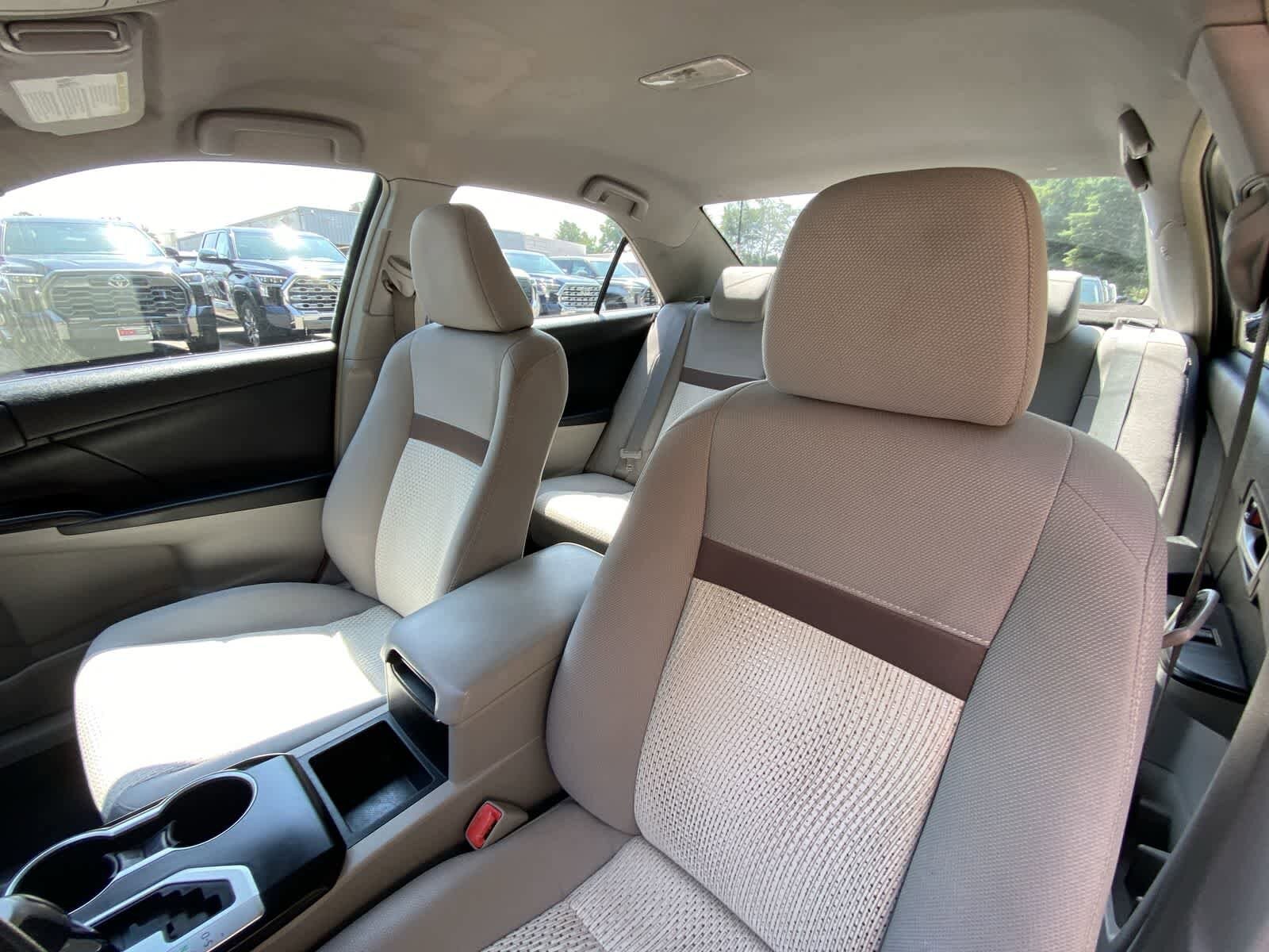 Thumbnail: 2013 Toyota Camry - 17