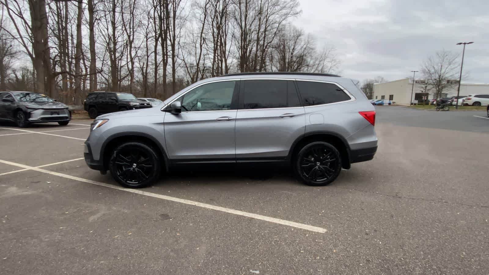 Thumbnail: 2022 Honda Pilot - 14