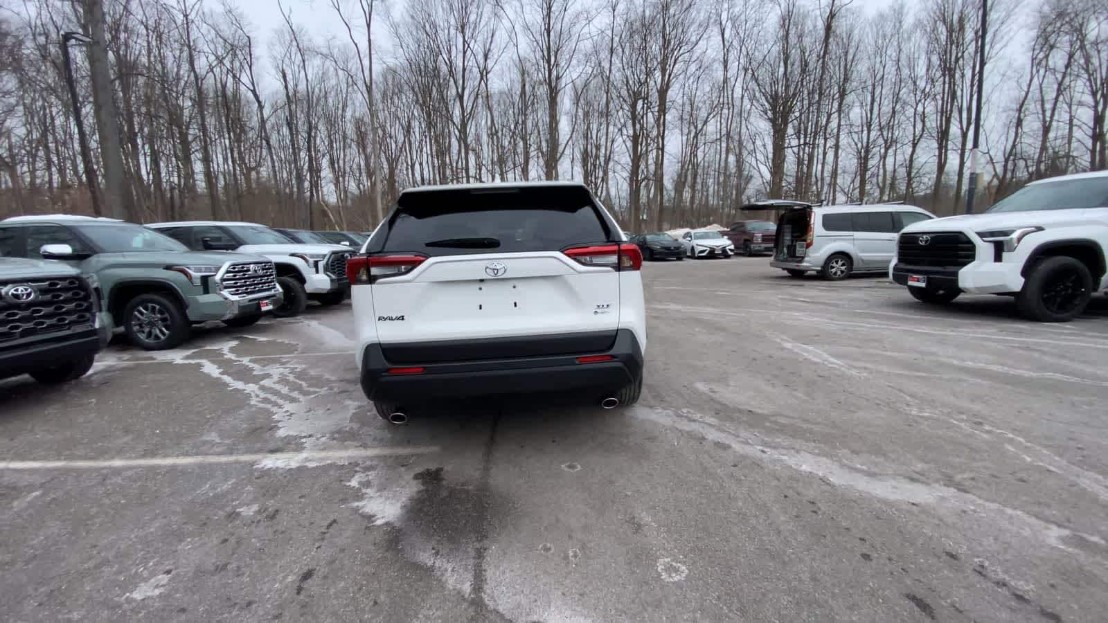 Thumbnail: 2025 Toyota RAV4 - 15