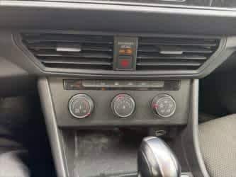 Thumbnail: 2019 Volkswagen Jetta - 35