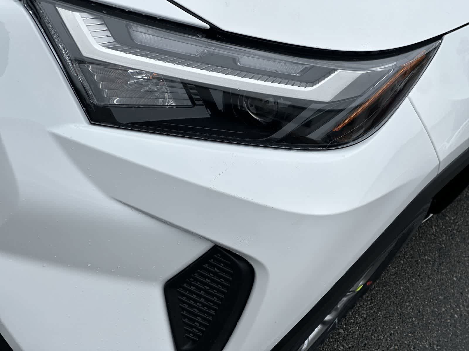 Thumbnail: 2025 Toyota RAV4 - 12