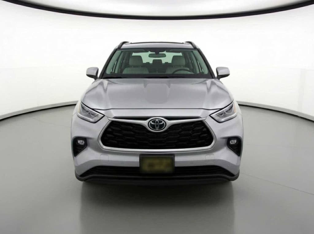 Certified 2022 Toyota Highlander Limited SUV