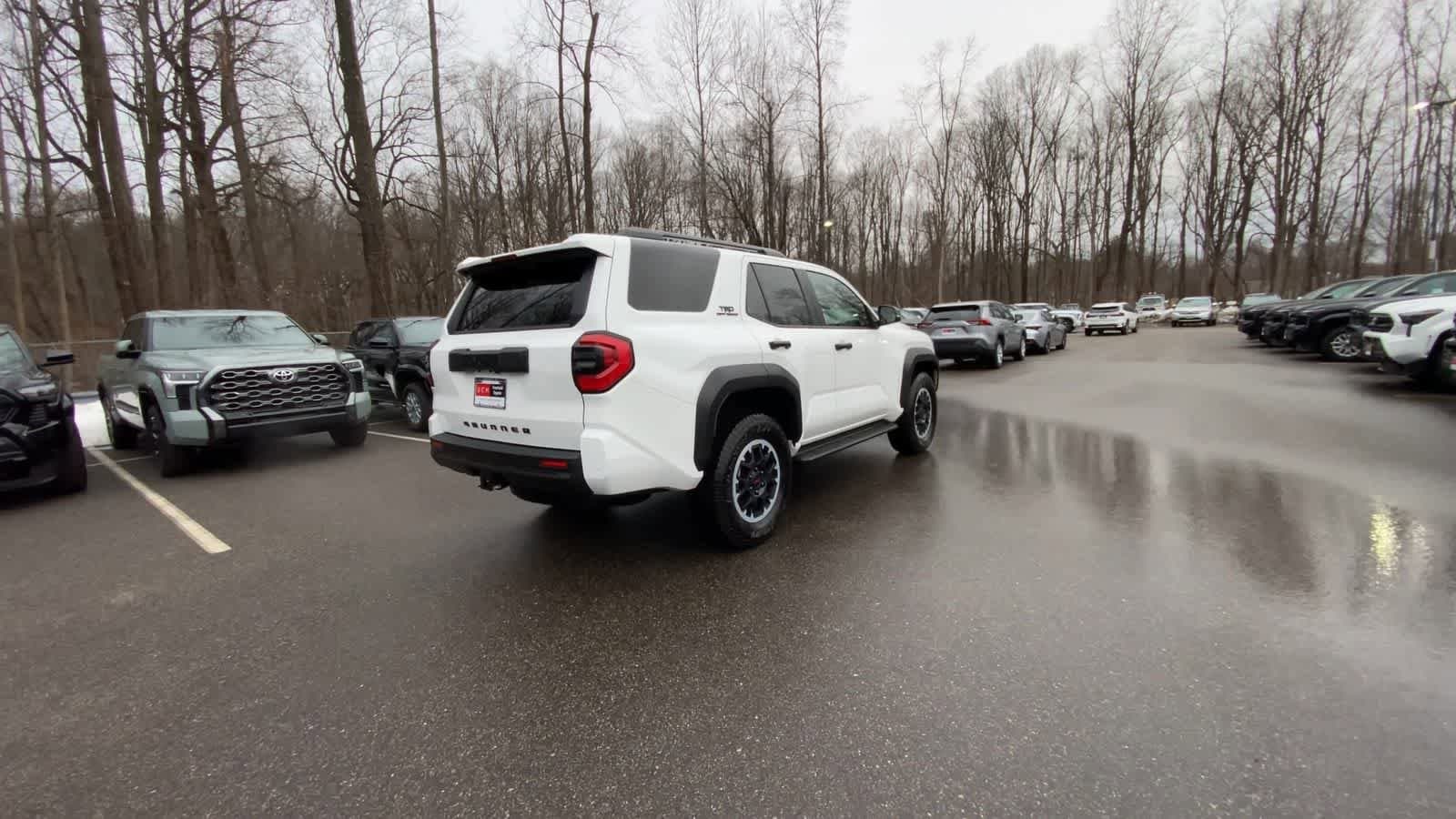 Thumbnail: 2025 Toyota 4Runner - 12