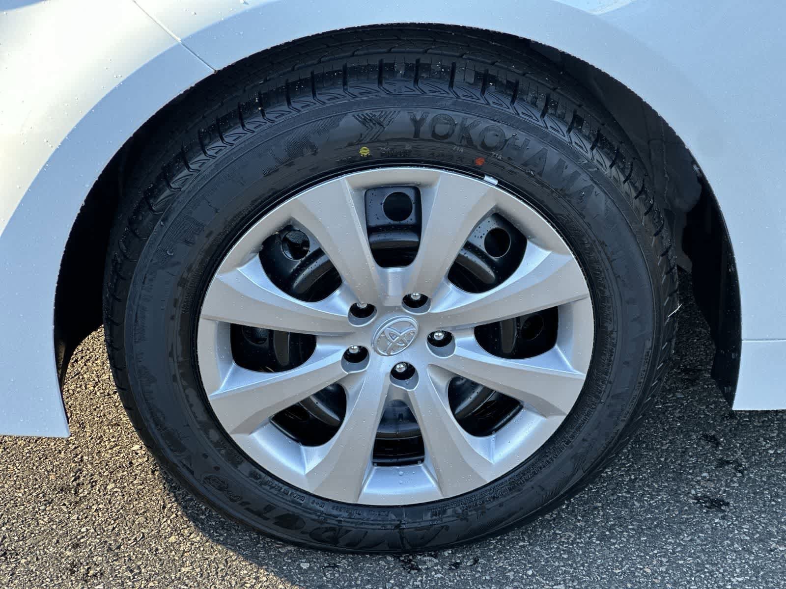 Thumbnail: 2026 Toyota Corolla - 10