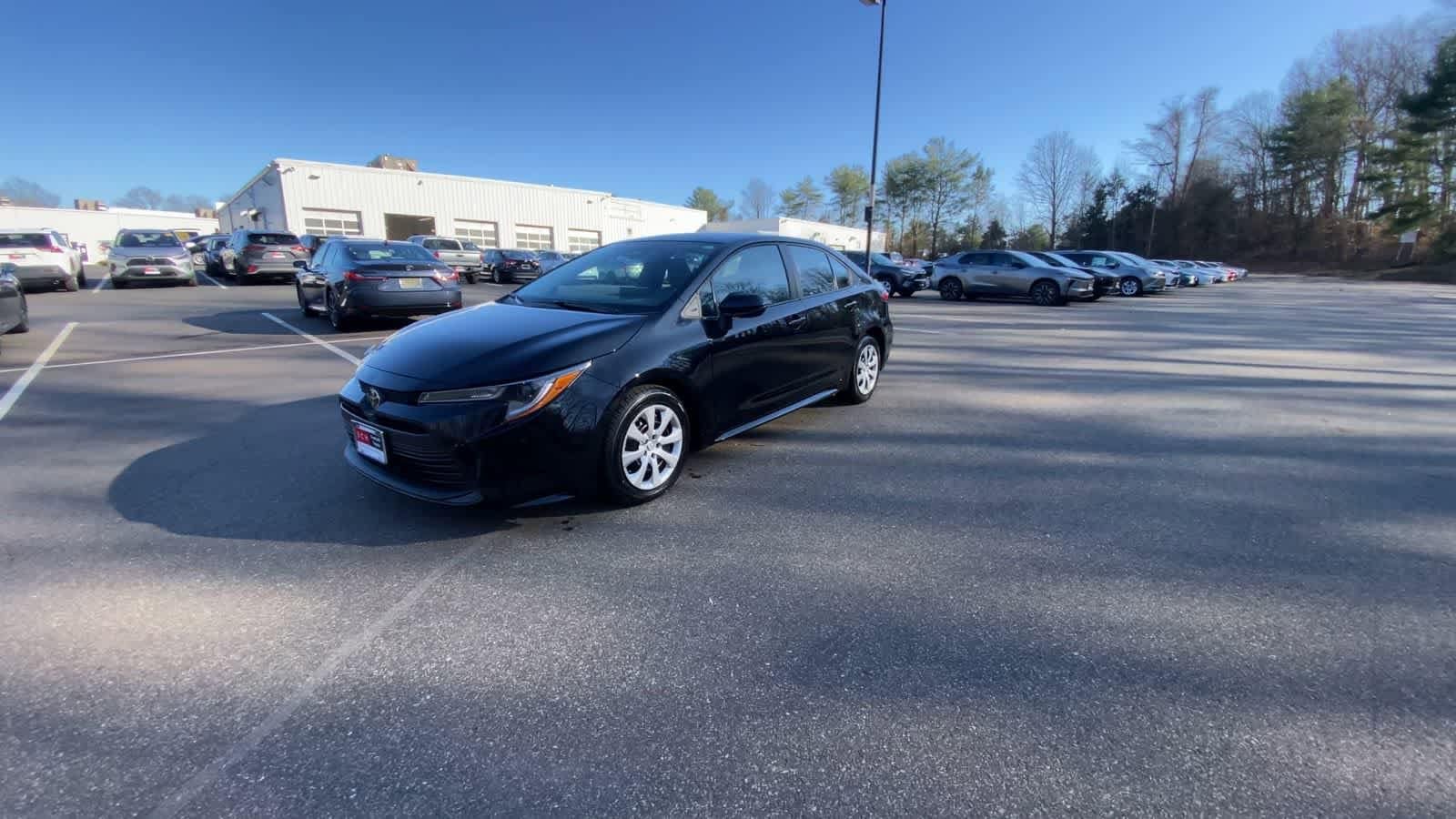 Thumbnail: 2025 Toyota Corolla - 9