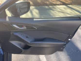 Thumbnail: 2016 Mazda Mazda3 - 16