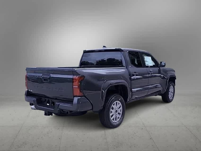 2025 Toyota Tacoma SR5 8