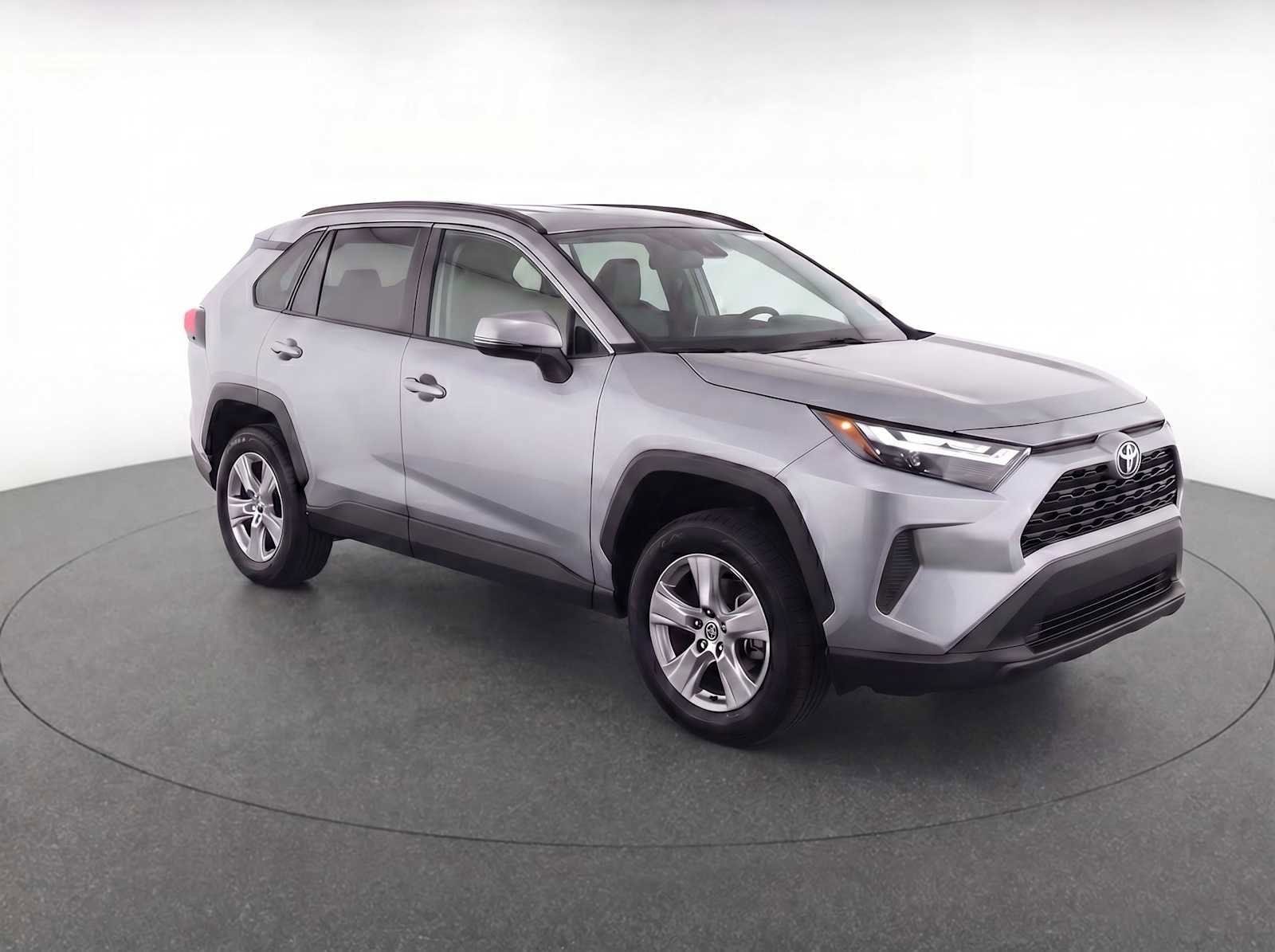 Thumbnail: 2025 Toyota RAV4 - 3
