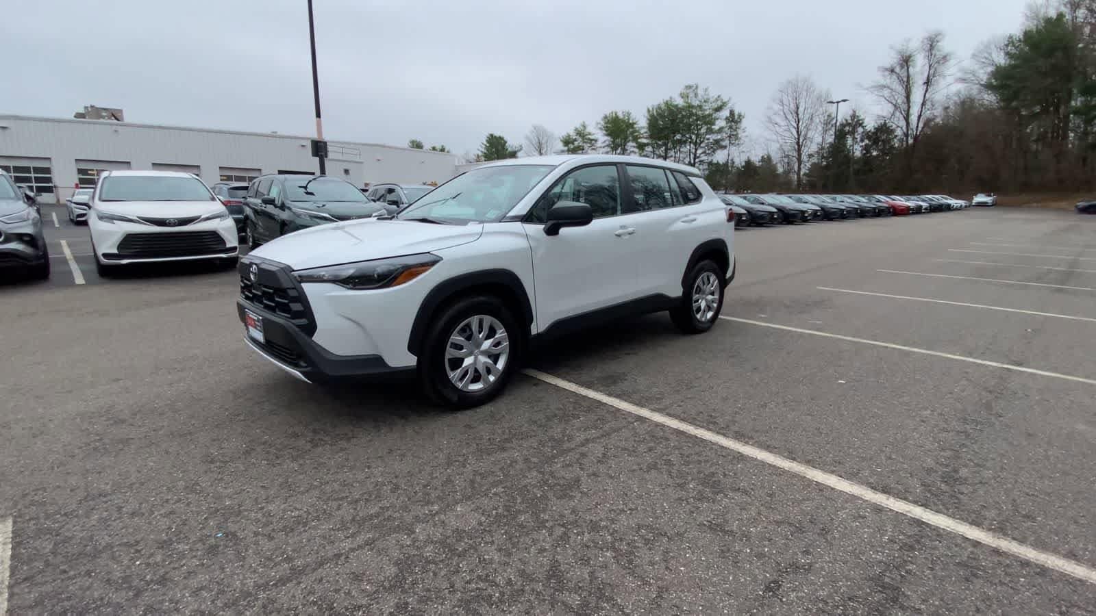 Thumbnail: 2026 Toyota Corolla Cross - 7