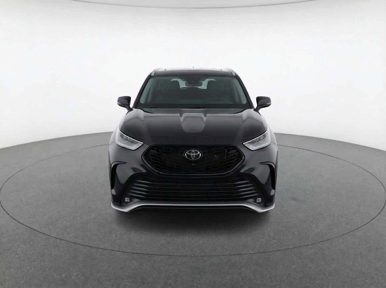 Thumbnail: 2025 Toyota Highlander - 2
