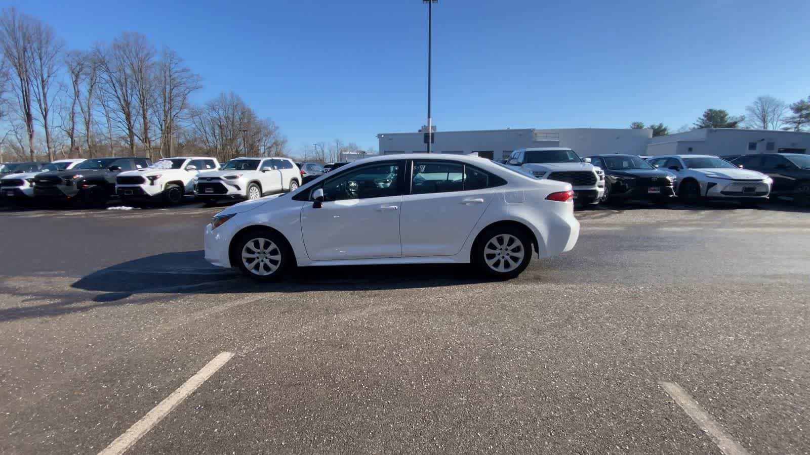 Thumbnail: 2024 Toyota Corolla - 12