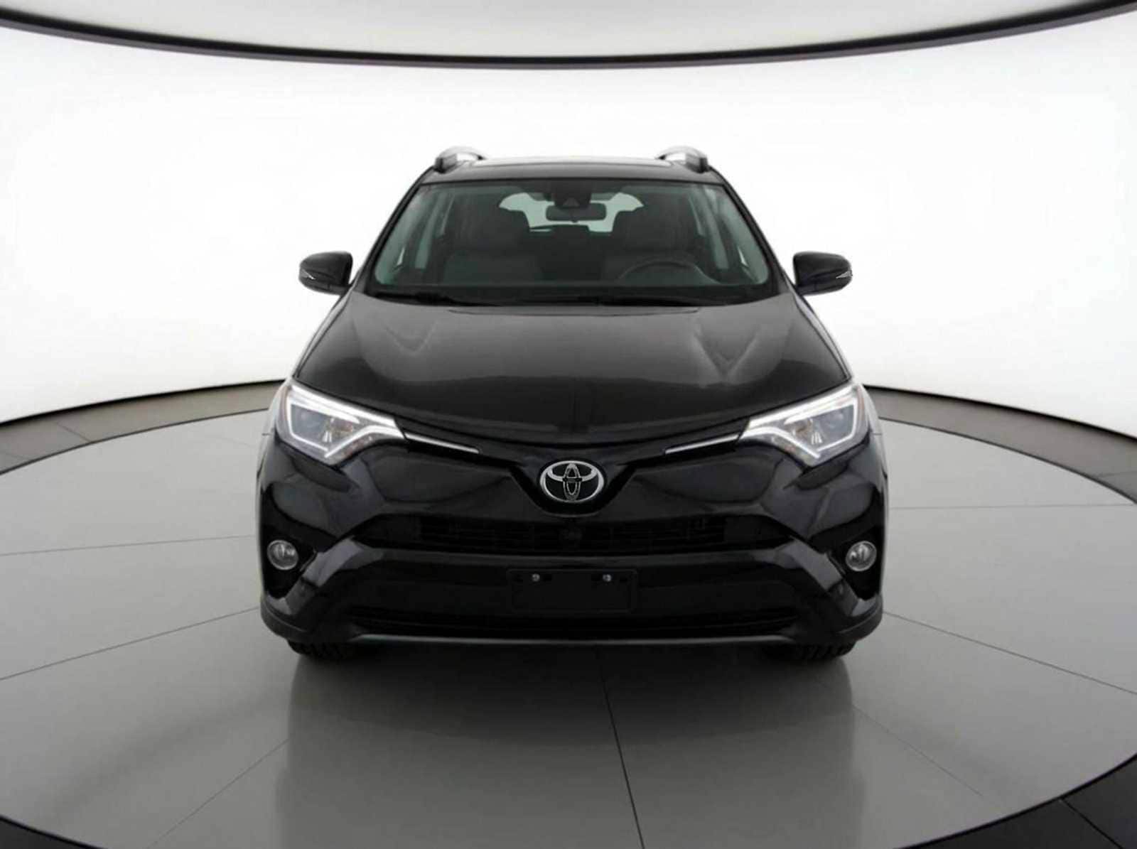 Thumbnail: 2016 Toyota RAV4 - 2