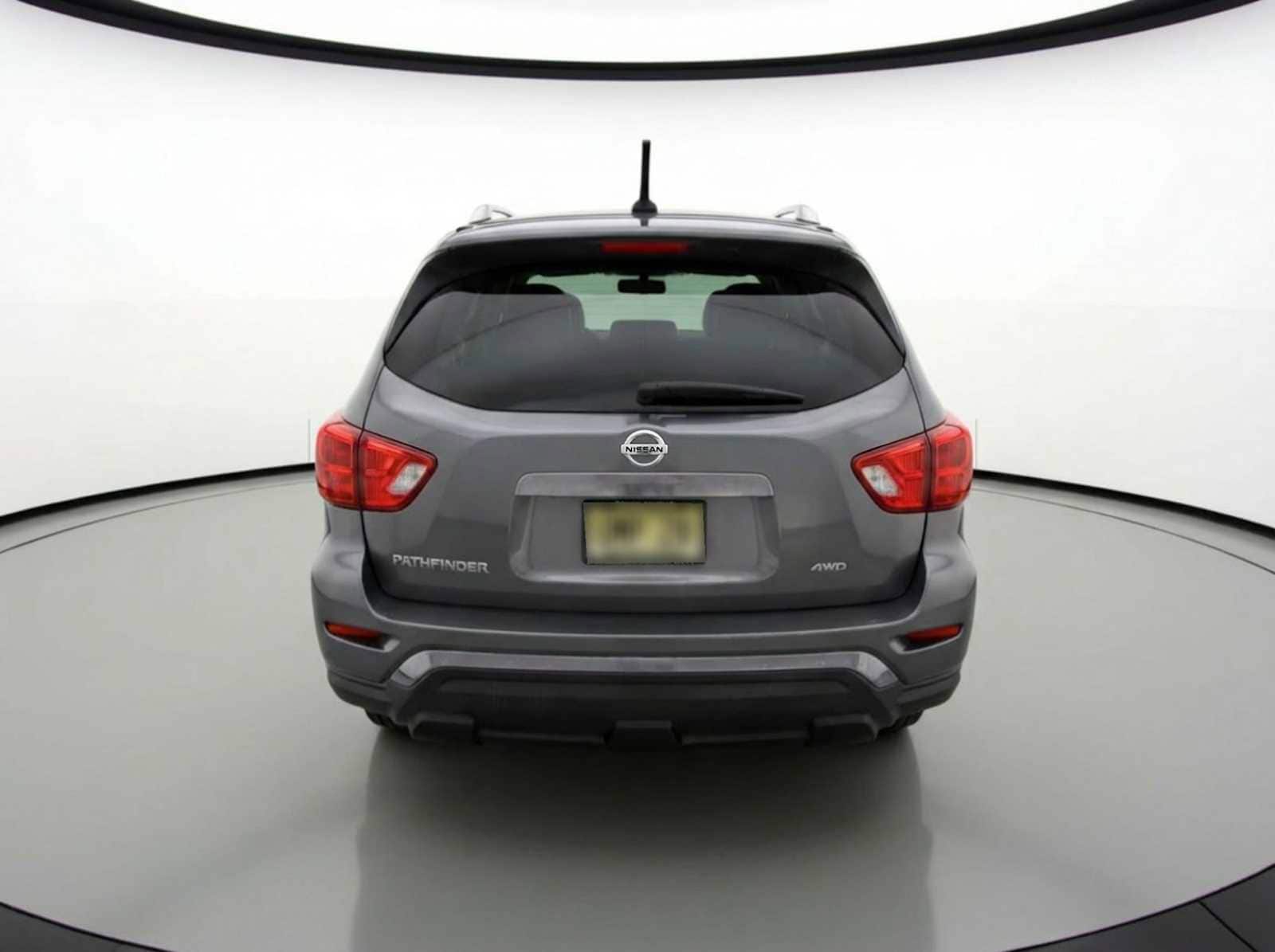 Thumbnail: 2018 Nissan Pathfinder - 5