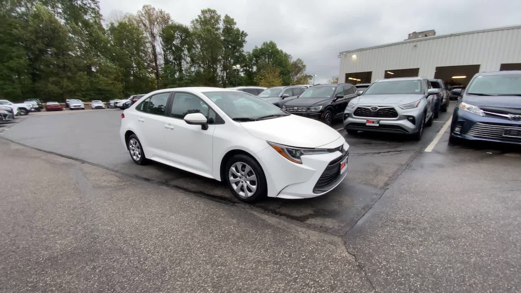 Used 2024 Toyota Corolla LE Sedan