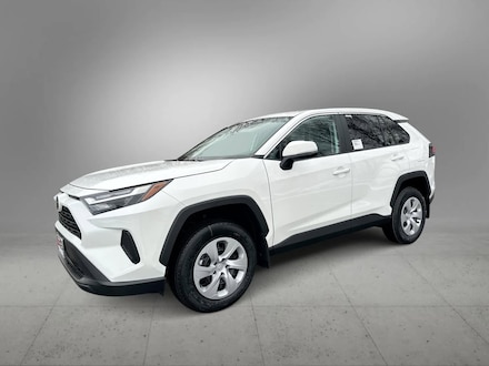 2025 Toyota RAV4 LE SUV