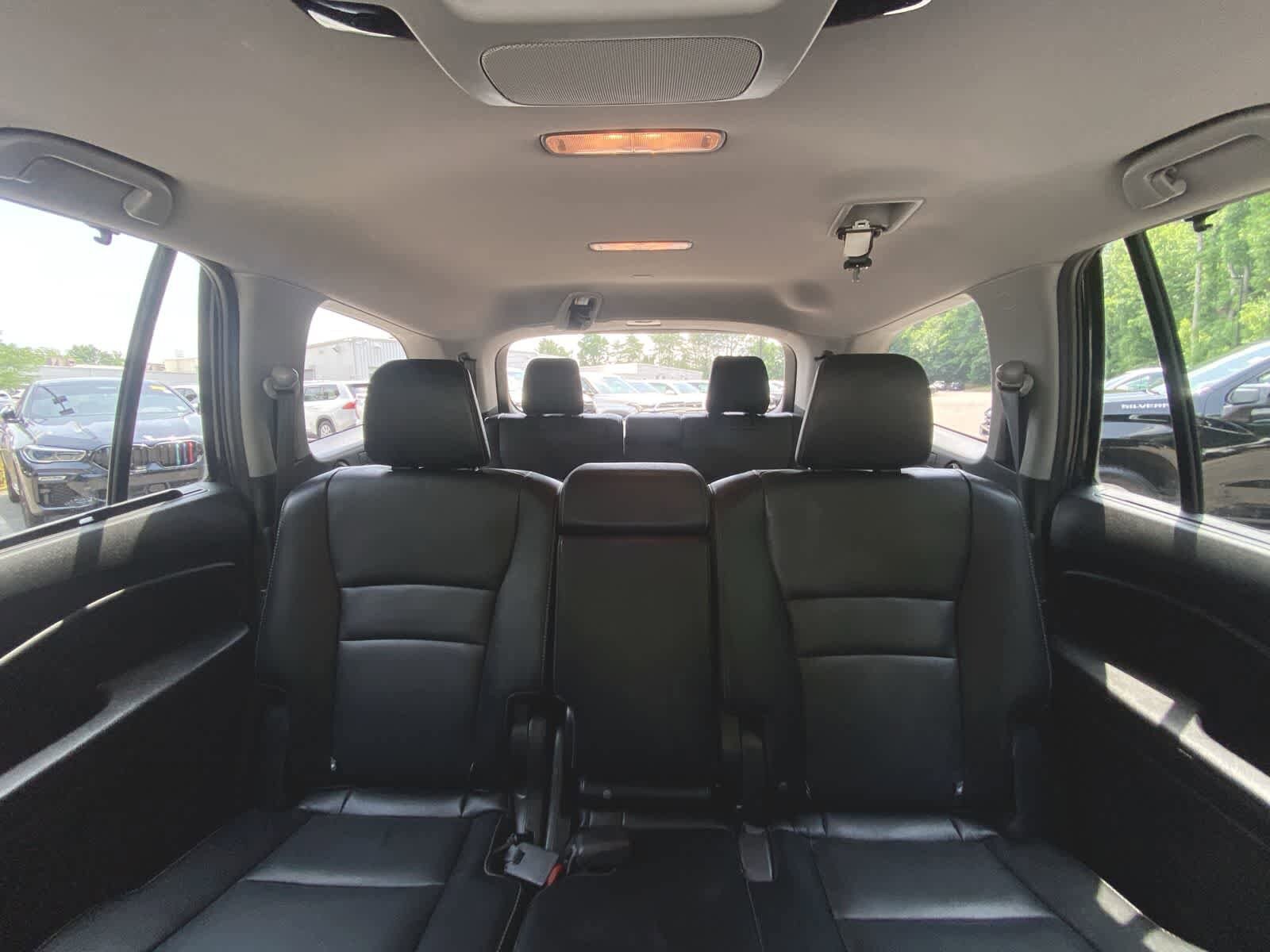 Thumbnail: 2020 Honda Pilot - 25