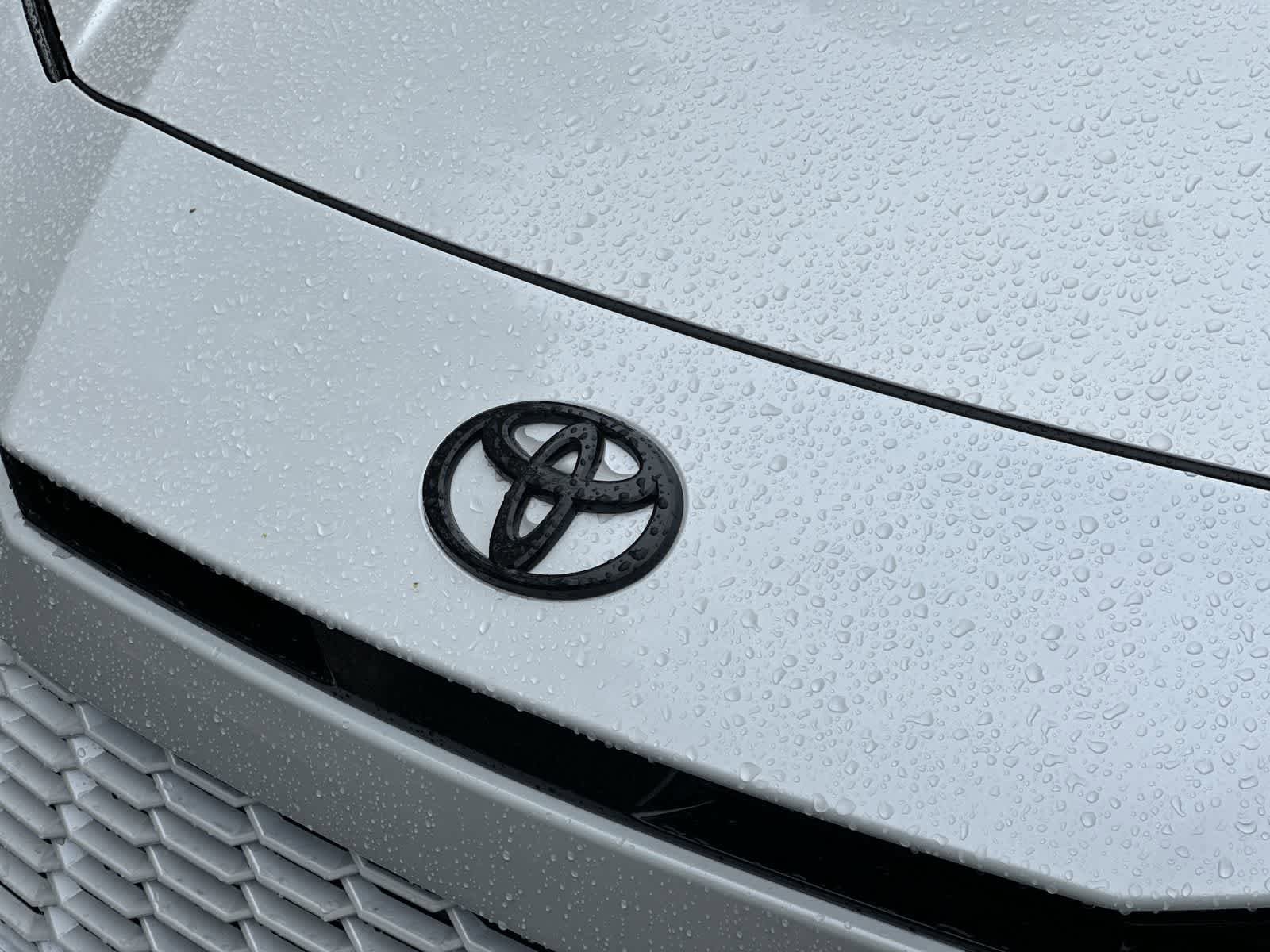 Thumbnail: 2026 Toyota Camry - 12