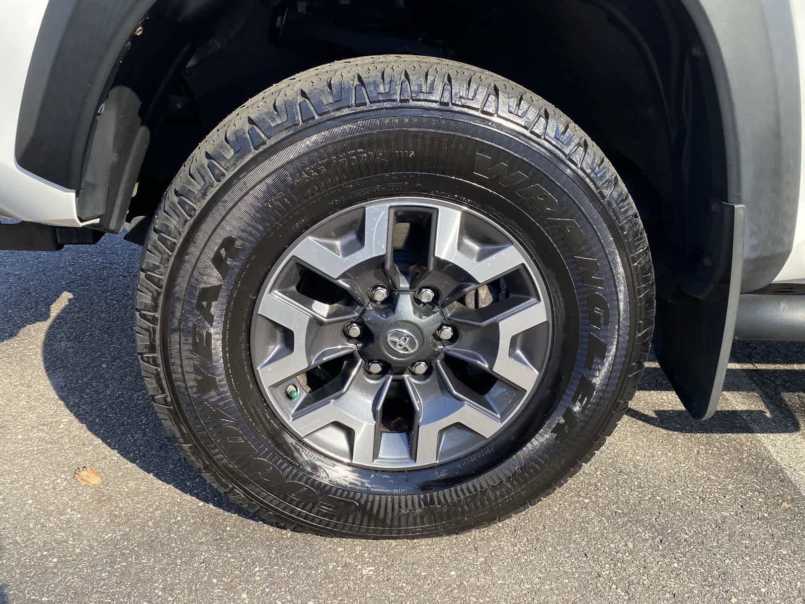 Thumbnail: 2021 Toyota Tacoma - 14