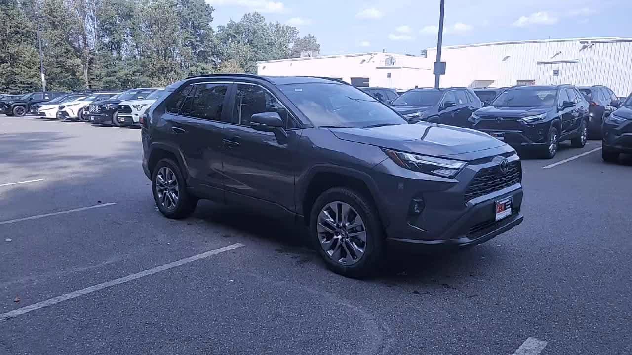 Thumbnail: 2025 Toyota RAV4 - 2