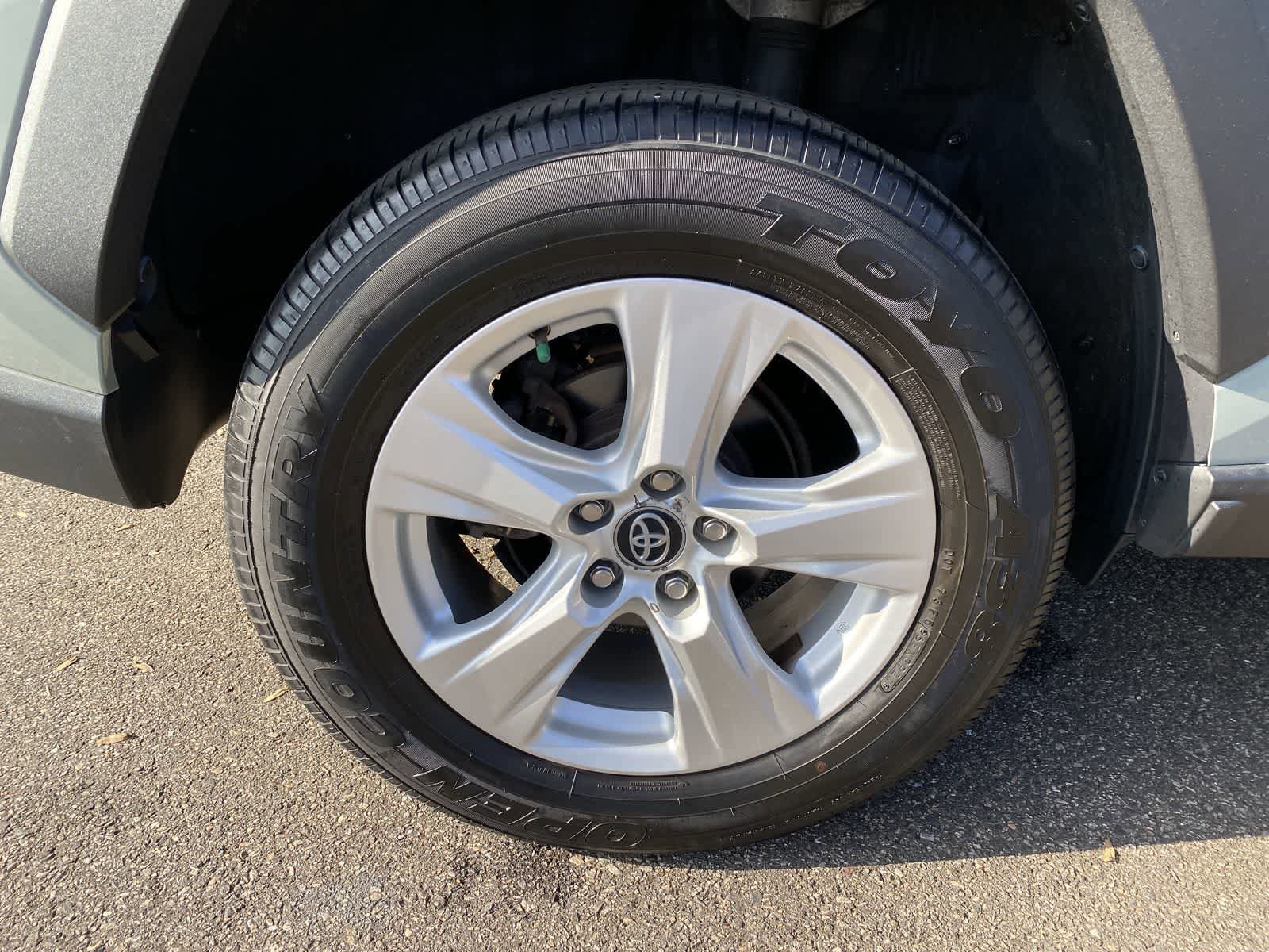 Thumbnail: 2021 Toyota RAV4 - 13