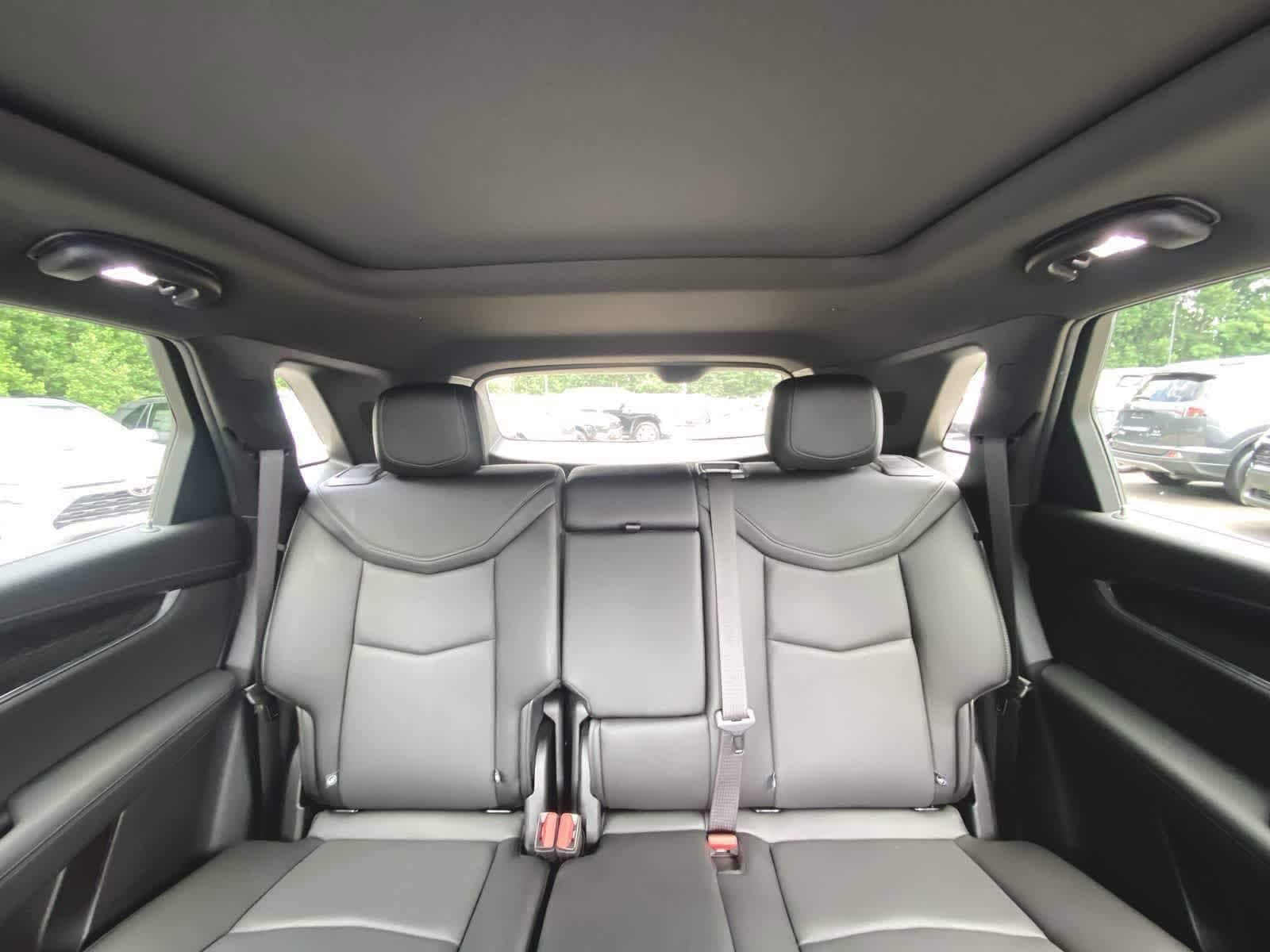 Thumbnail: 2021 Cadillac XT5 - 25