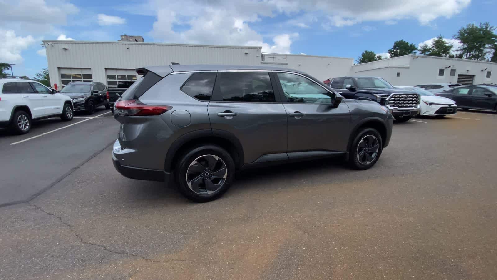 Thumbnail: 2024 Nissan Rogue - 9