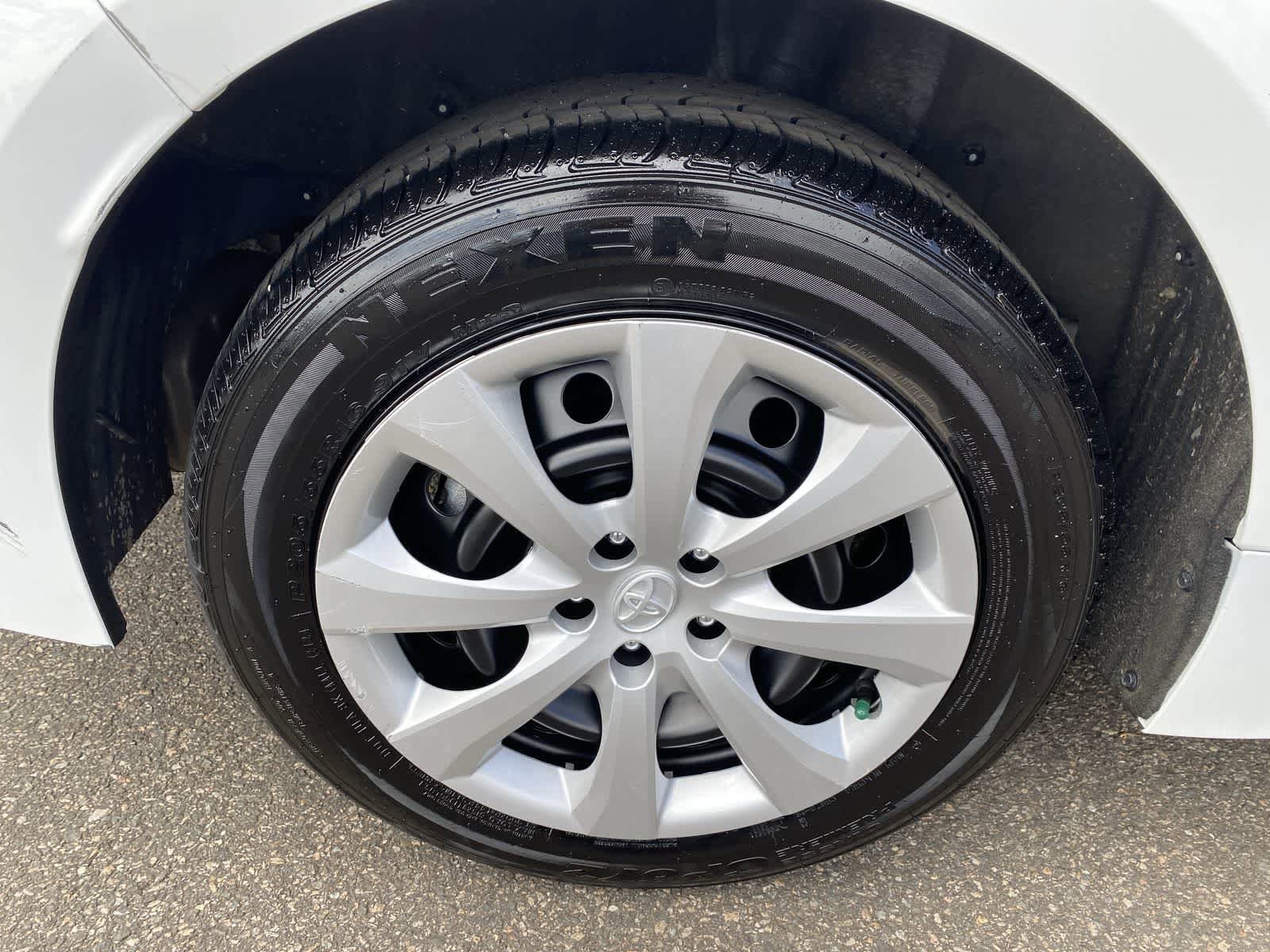 Thumbnail: 2024 Toyota Corolla - 13