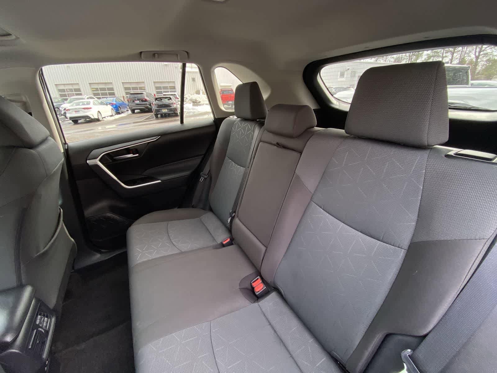 Thumbnail: 2025 Toyota RAV4 - 23