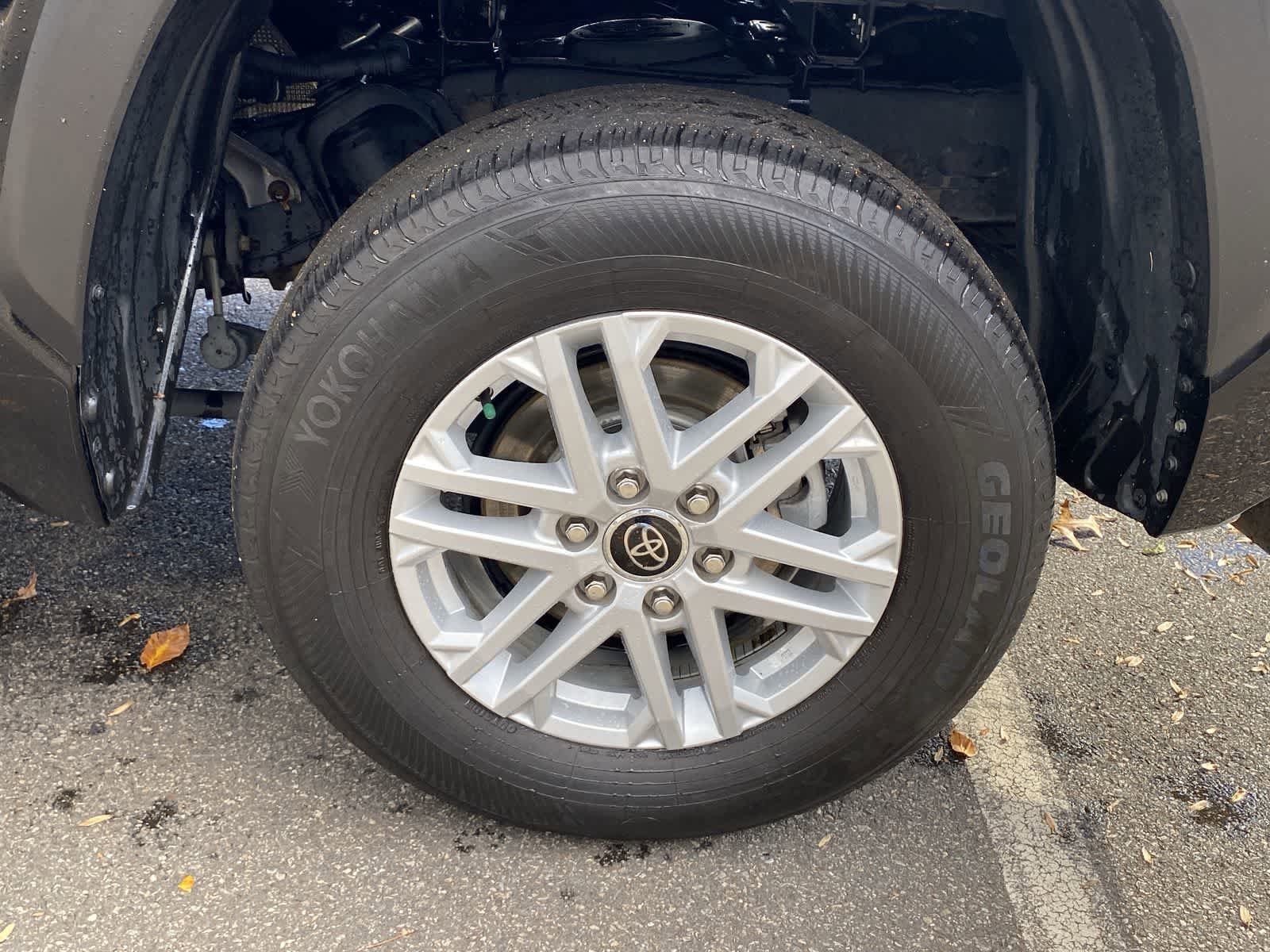 Thumbnail: 2022 Toyota Tundra - 18